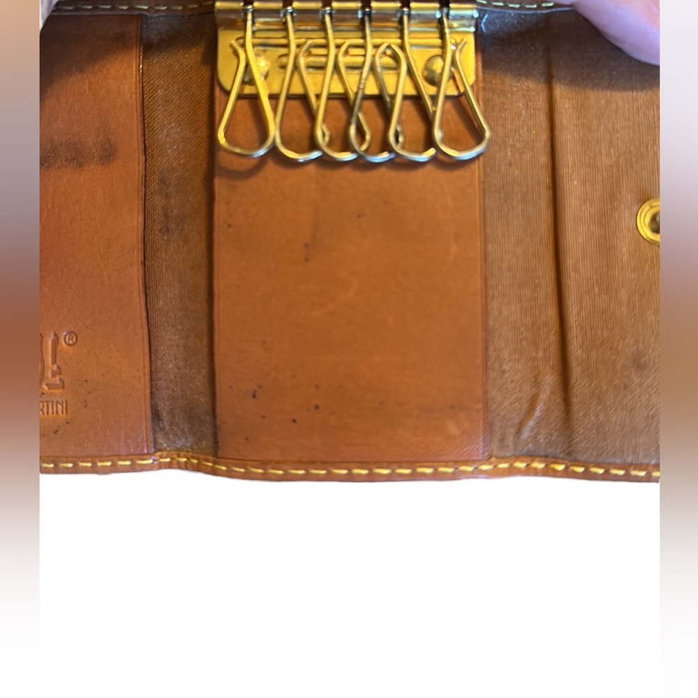 Alviero Martini Geo Classic Key Holder - Picture 5 of 8